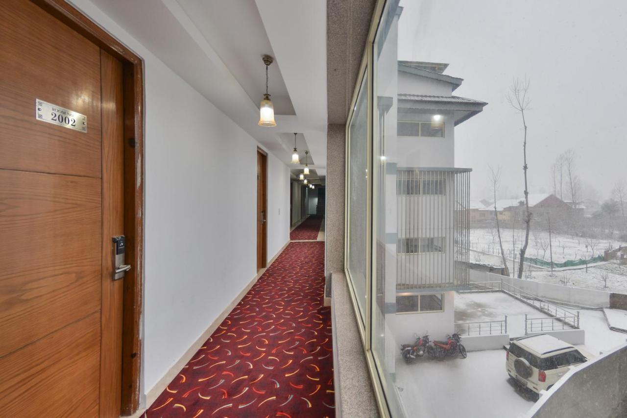 Hotel The Montreal Telbal Bagian luar foto