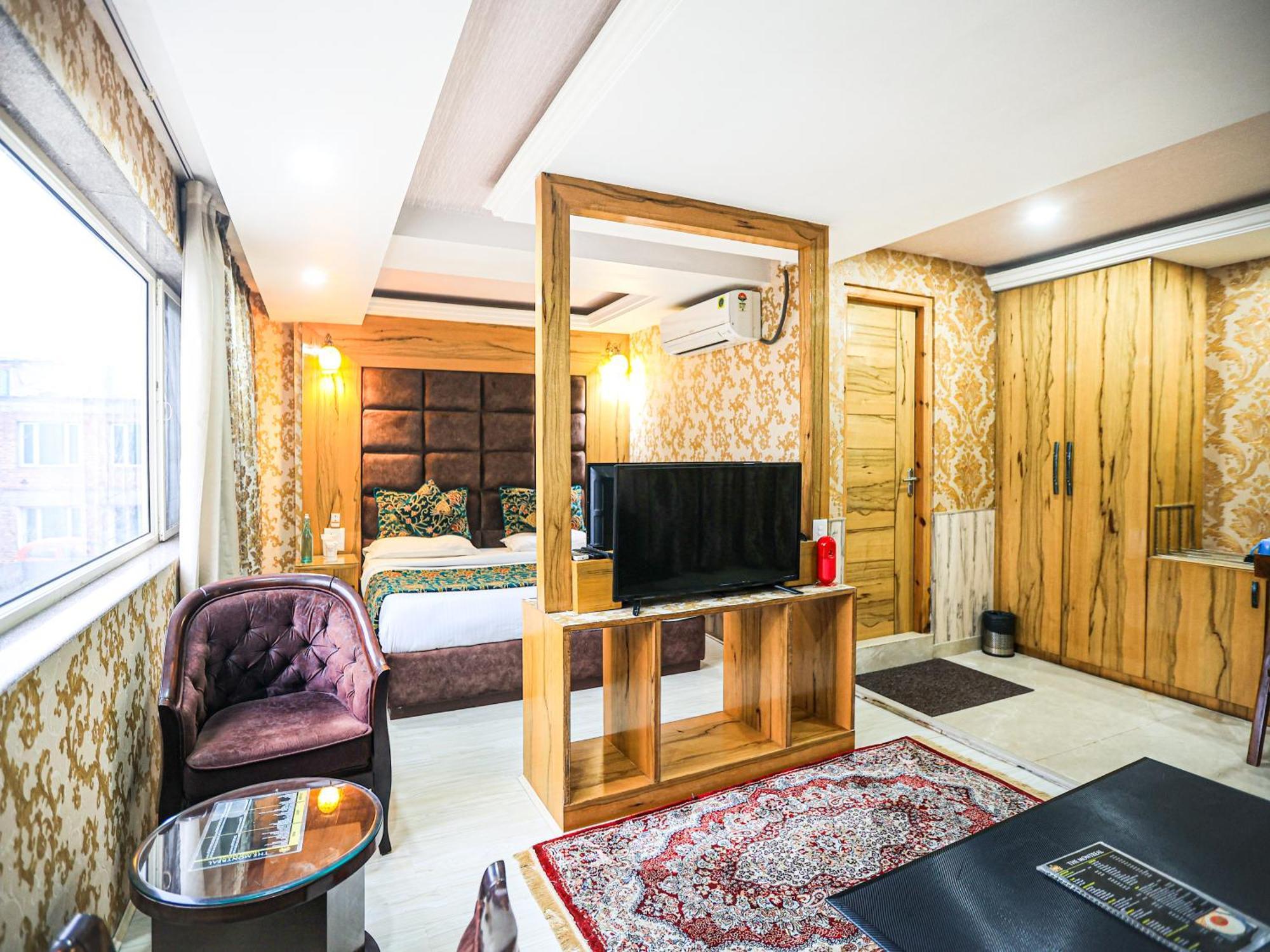Hotel The Montreal Telbal Bagian luar foto